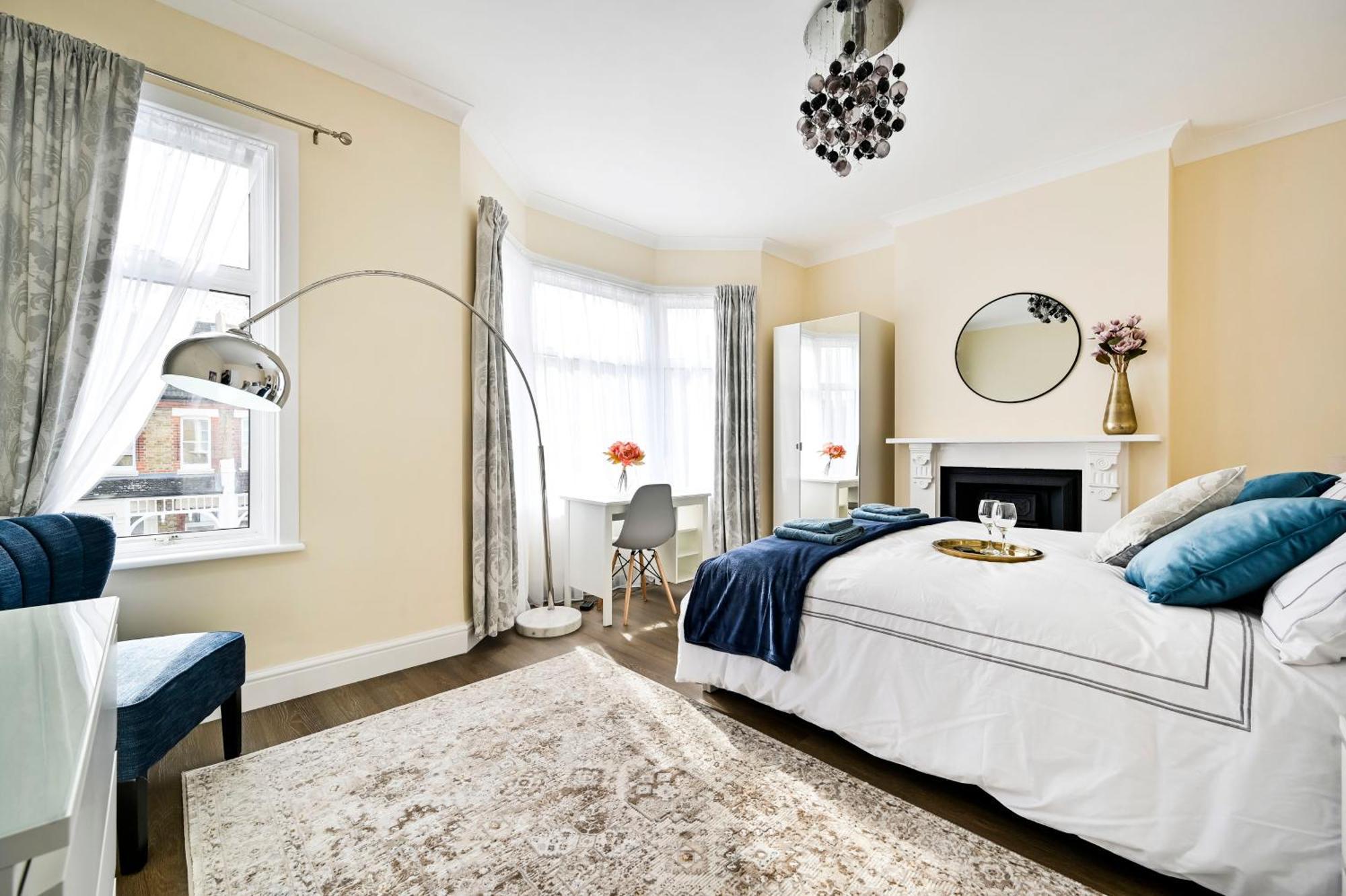A Two Bedroom A Stride Away From Meridian Greenwich Londra Esterno foto